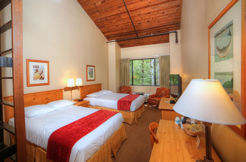 Unicoi State Park & Lodge Helen Room photo